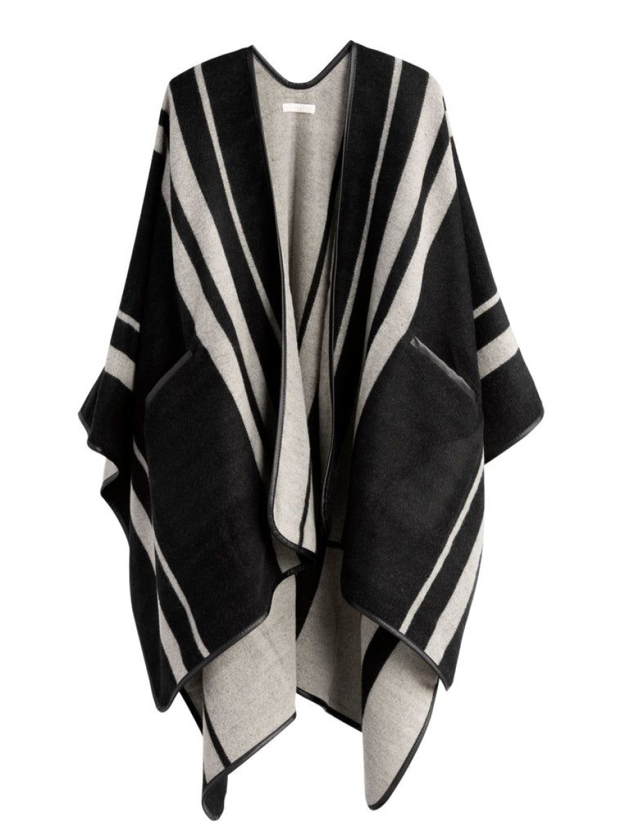 Shiraleah Shiraleah Juniper Cape, Black | Women Cape Scarves