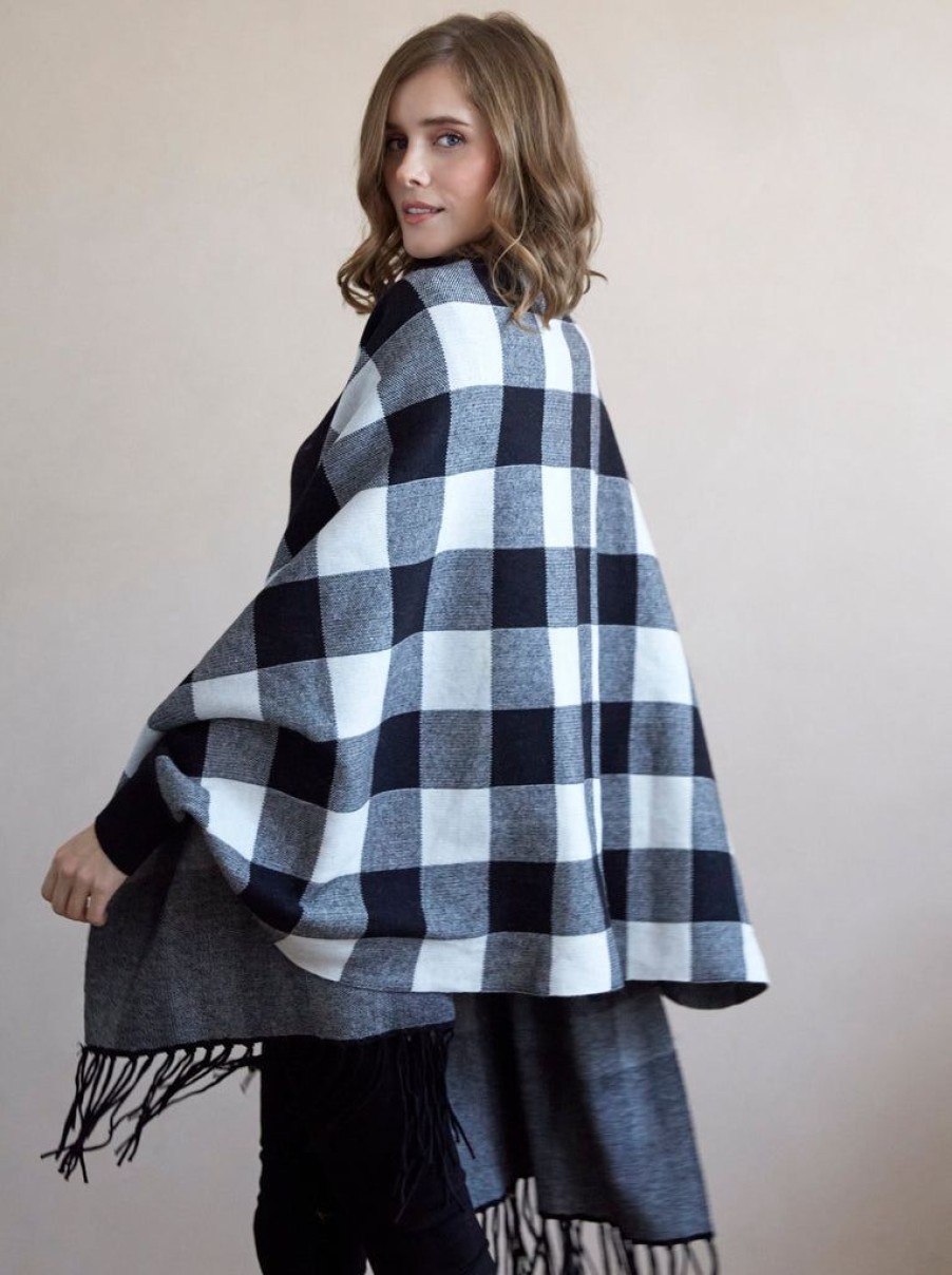 Shiraleah Shiraleah Reeve Plaid Wrap Shawl, Black And White | Women Cape Scarves